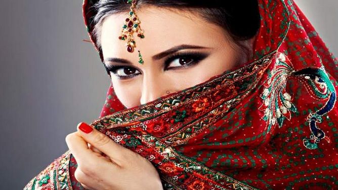 Uluitor! Aceste lucruri sunt INTERZISE în India, ţara în care s-a născut Kamasutra