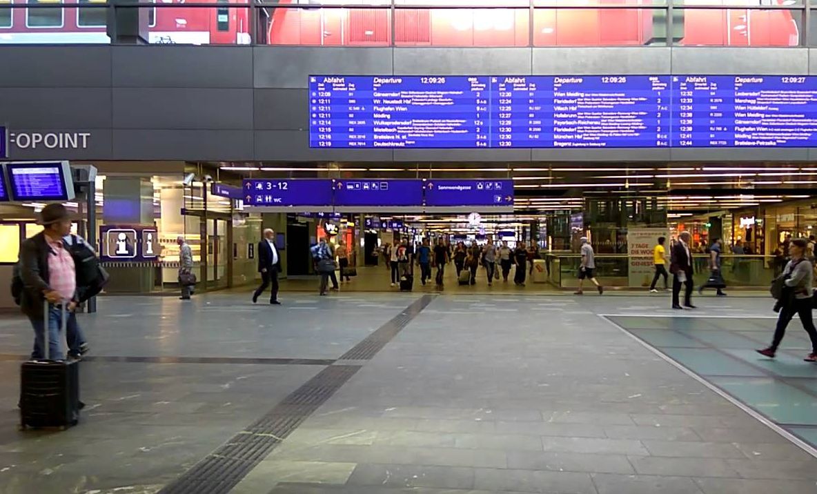 Trenuri directe din Viena către două oraşe din România. Precizările CFR Călători