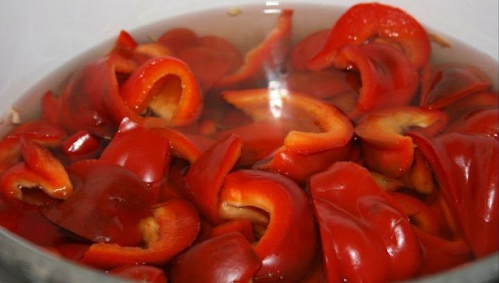 Aşa faci mai buni gogoşari în oţet, fără fierbere. Reţeta ştiută de puţine gospodine