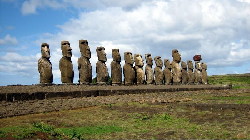 Ministrul Mediului, turism din bani publici în Insula Paștelui. Explicația, halucinantă