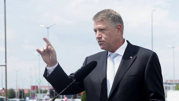 Iohannis, victorie la CCR. Parlamentarii nu pot fi ,,intermediari''