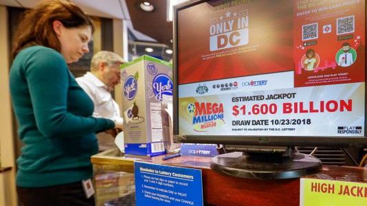 Premiu record la Loteria SUA a fost câștigat. Norocosul va fi mai bogat cu 1,6 miliarde de dolari