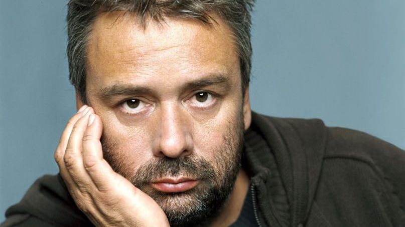 Un celebru regizor de film, audiat mai multe ore pentru viol