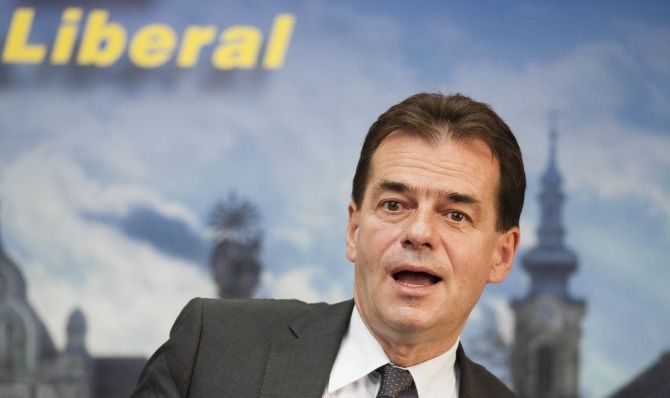 PNL a adoptat un proiect de hotărâre pentru demiterea lui Dragnea de la şefia Camerei Deputaţilor