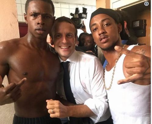 Macron are ultimul cuvânt în ”scandalul degetului mijlociu”, care a înfuriat Franța