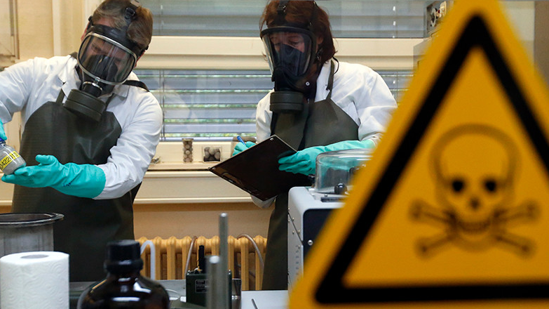 Alertă în București! Substanță necunoscută descoperită într-un tomberon dintr-o piață din Sectorul 3