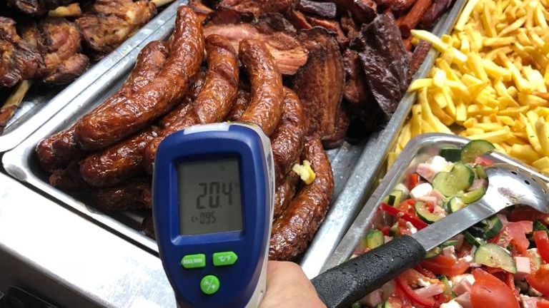 Fără precedent în România. Protecția Consumatorului cere închiderea unui hipermarket