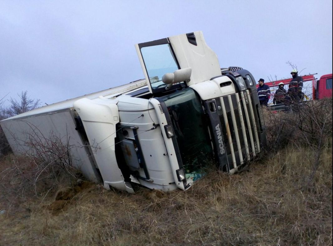 Pericol de explozie la Vaslui! Scurgeri de combustibil pe DN2F