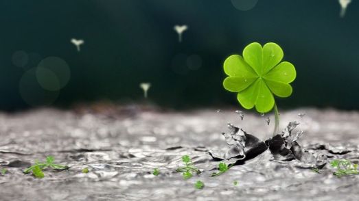 Horoscop 18 octombrie. Noroc pe toate planurile pentru o zodie! Parcă i-a pus Dumnezeu mâna în cap!