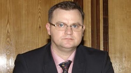 "Părintele" dosarului Microsoft, eliberat din funcție