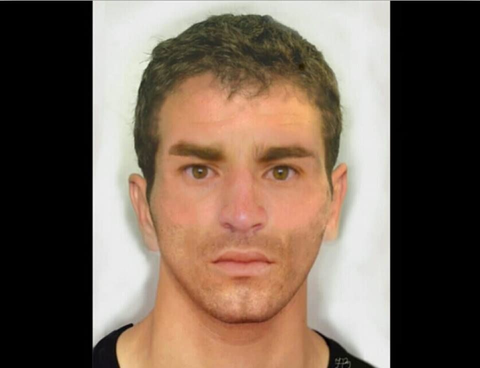 Dacă l-ai văzut, sună la 112. Este extrem de periculos!