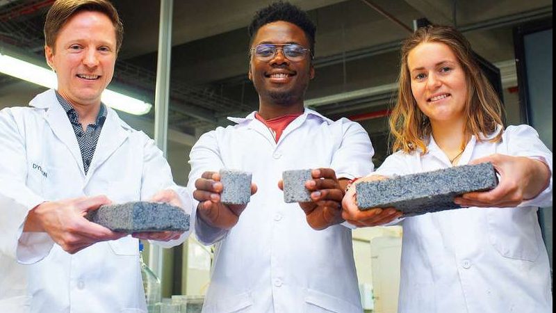 Descoperire incredibilă: cărămizile făcute din urină umană