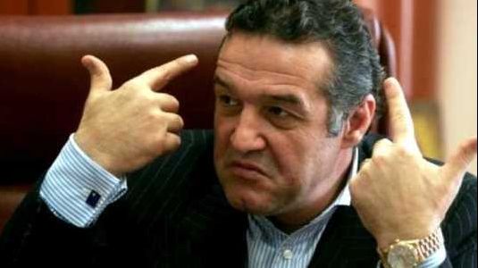 Becali şi-a revărsat furia pe Gabriela Firea 