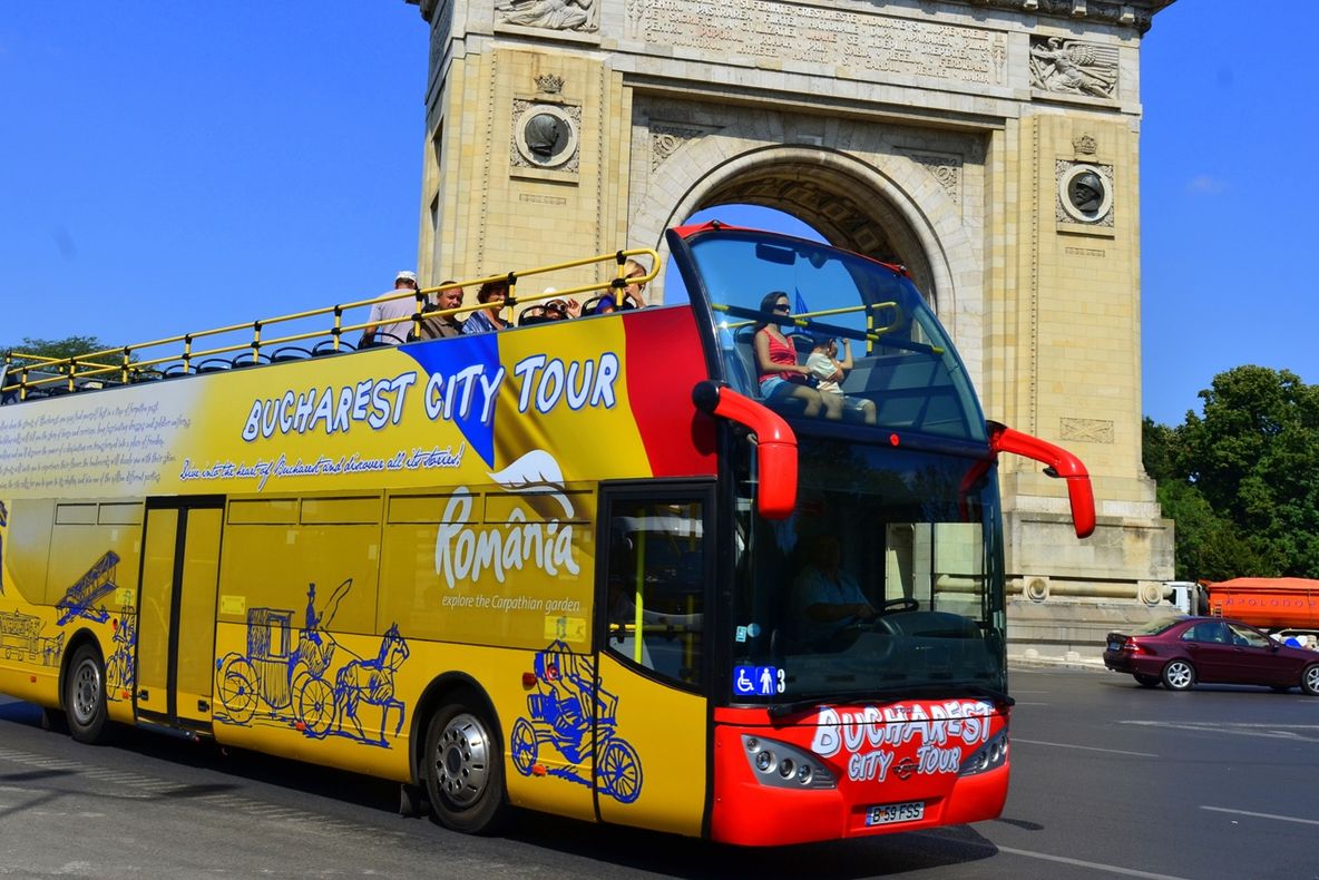 RATB retrage autobuzele etajate de pe linia turistică