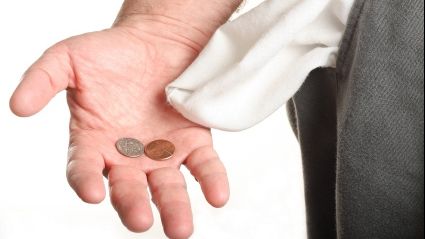 Datoria sistemului public de pensii, de aproape 4 ori mai mare decât datoria publică a țării 