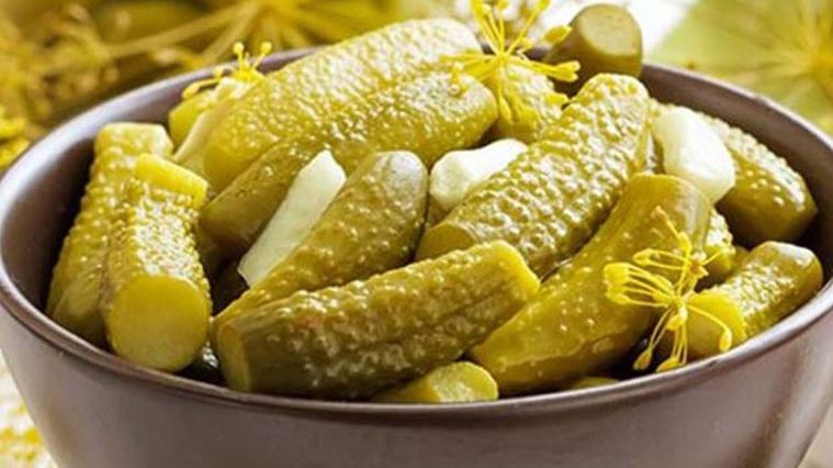 Cum să pui castraveţi la murat pentru un gust absolut delicios. Secretul din bucătăria bunicii 