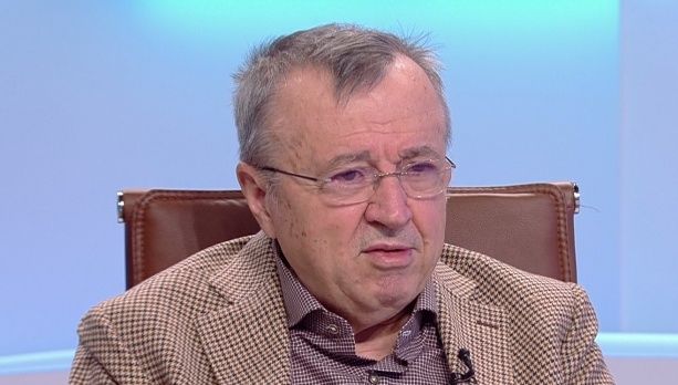 Cristoiu: "Unii dintre acoperiţii din presă apar la televizor"