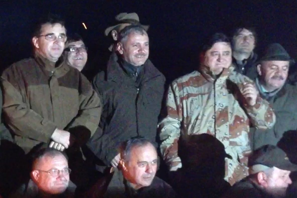 Noi dezvăluiri din #valiză. Dragnea și șeful Tel Drum, împreună la vânătoare de 31 de ori