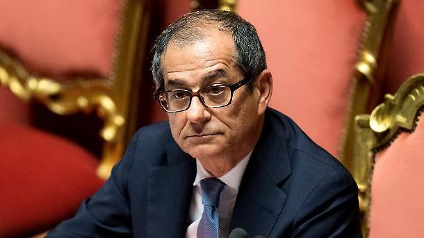 Ministrul italian al Economiei contrazice prognozele UE