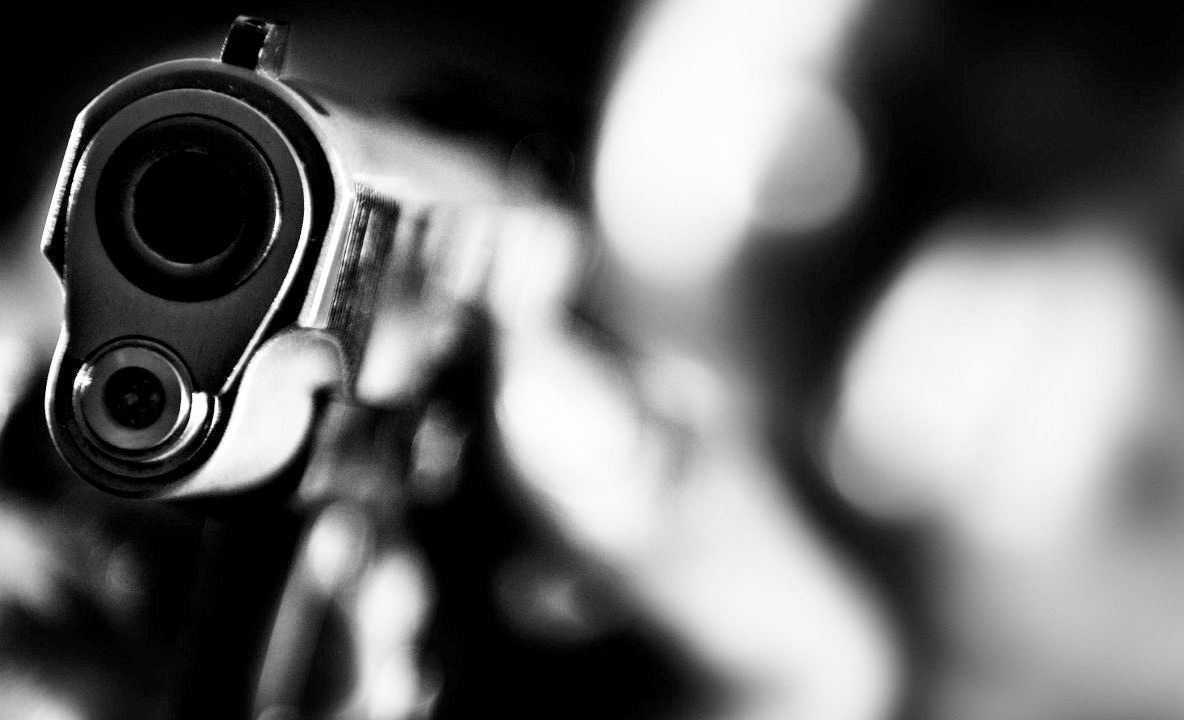 Adolescent de 17 ani din Braşov, găsit împuşcat mortal