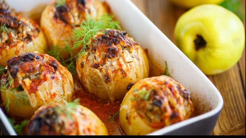 Reţetă inedită a zilei: gutui umplute cu carne 