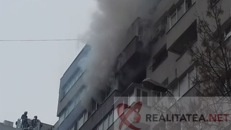 Incendiu într-un bloc, pe Soseaua Nicolae Titulescu din Bucureşti