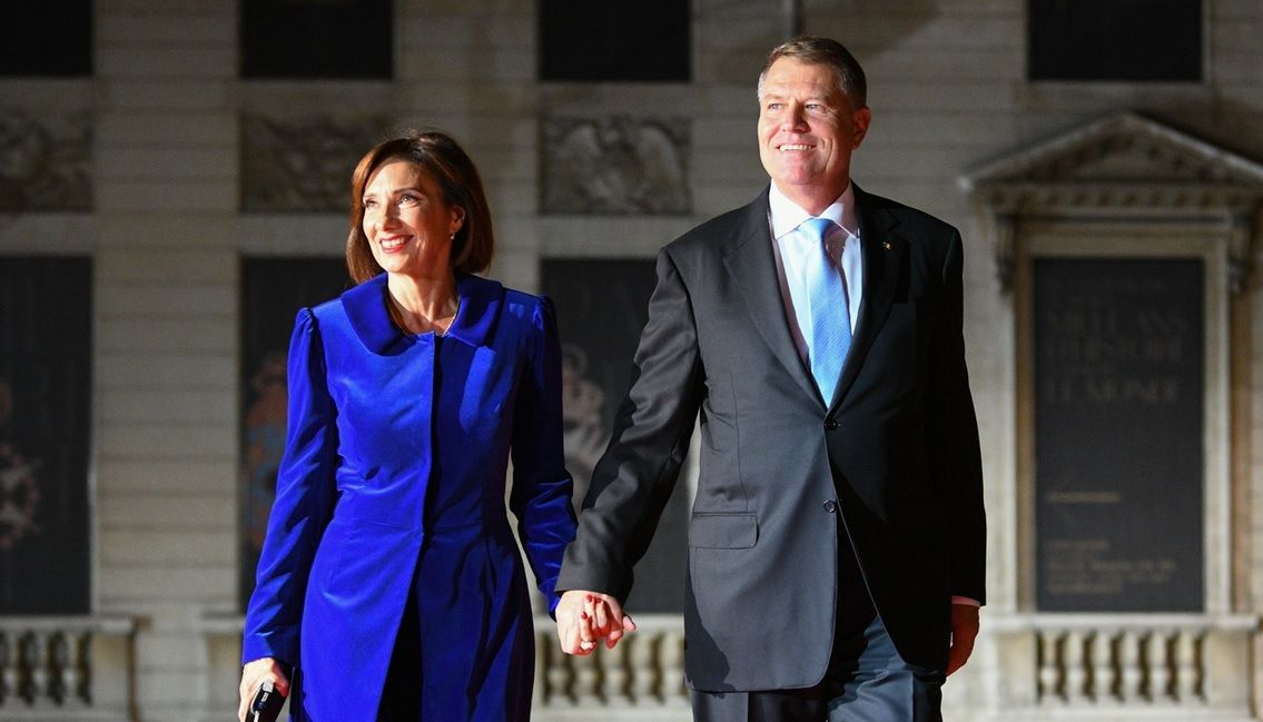 Ceremonii grandioase la Paris. Klaus şi Carmen Iohannis, la dineul oferit de Macron