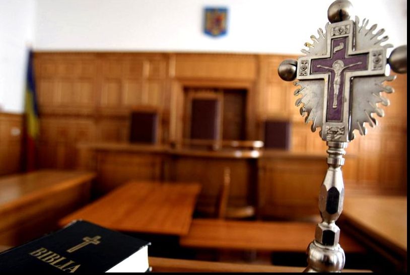 Obligat să divorţeze de două ori de aceeaşi femeie!