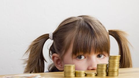 Guvernul a aprobat mecanismul de economisire pentru copii - Junior Centenar