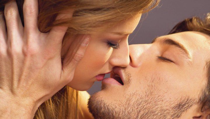 Greşelile pe care le fac femeile când sărută. Pun bărbaţii pe fugă!