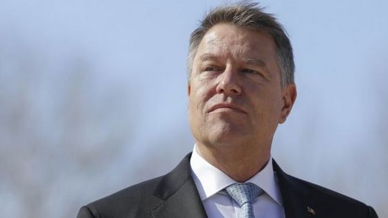 Iohannis: Pendulăm între ceva ars şi o prăjitură foarte bună. E evoluţia României în ultimul secol