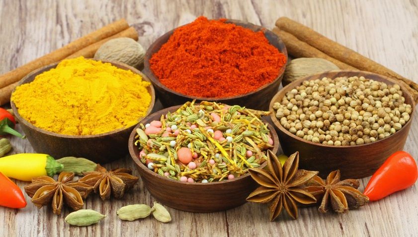 Secretele condimentelor: Cum să le folosești corect în mâncare