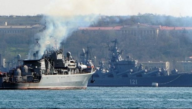 Legea marţială în Ucraina. Ce înseamnă când o ţară decretează legea marţială?