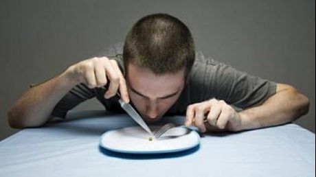 Ce se întâmplă în corpul tău când nu mai mănânci