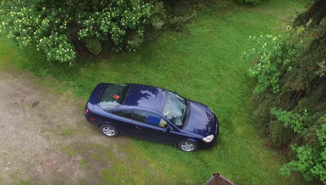 Credea că iubita îl înșală și i-a urmărit mașina cu o dronă. Ce a filmat l-a cutremurat