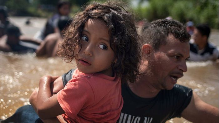 Decizie fără precedent a administraţiei Trump care loveşte în imigranţi