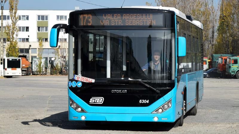Probleme la noile autobuze Otokar! Șoferii mai corpolenți nu încap în scaun