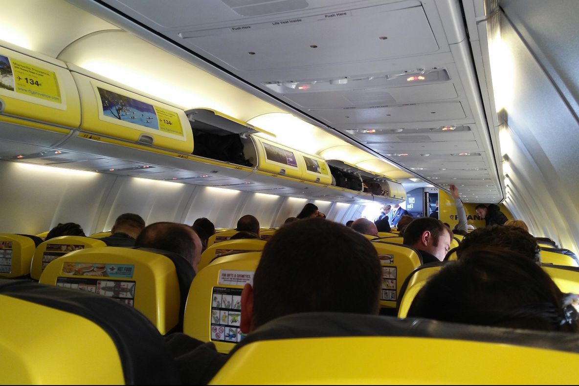 Pasagerii au refuzat decolarea avionului. Motivul? Incredibil 