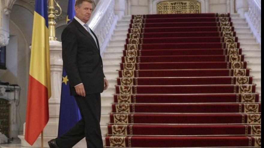 PSD a dat semnalul unei campanii masive anti-Iohannis. "Se naște zilele astea"