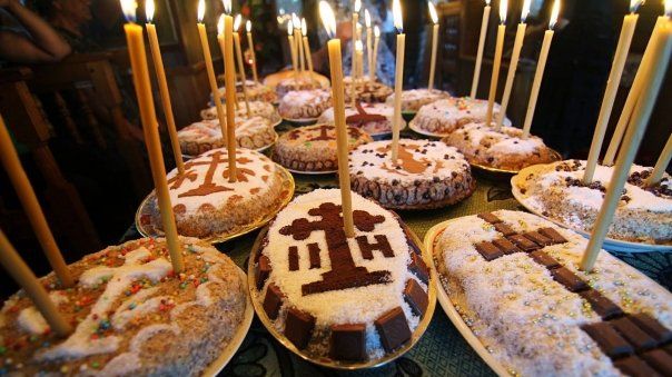 Când prăznuim Moșii de Toamnă 2025. Ce se pregătește de pomană pentru cei plecați dintre noi