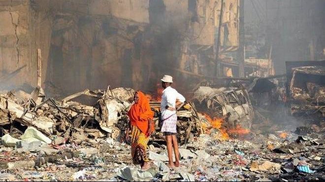 Atac terorist: 39 de morţi şi 40 de răniţi