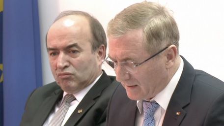 Toader, săgeți către Lazăr la interviul pentru un nou mandat