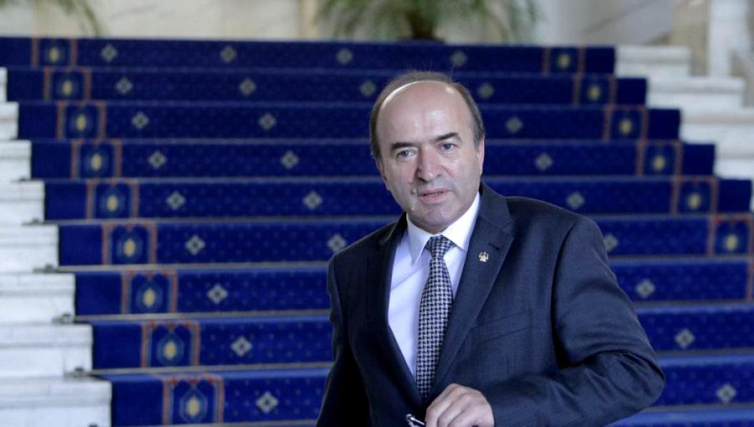 Tudorel Toader a râs de Iohannis, după ce șeful statului a respins-o pe Adina Florea