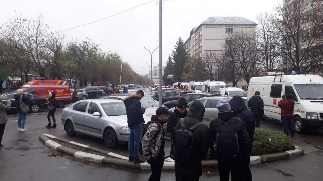 Evacuare de urgență la Universitatea Petrol şi Gaze din Ploiești