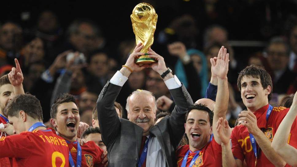 FOTO | I-a surprins pe toți! Vicente del Bosque a renunțat la mustața legendară