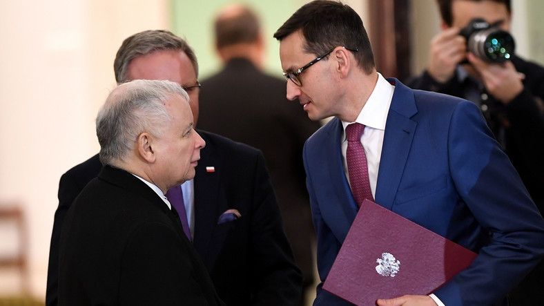 Polonia renunță la reforma Curții Supreme, un mare pas înapoi în conflictul cu UE