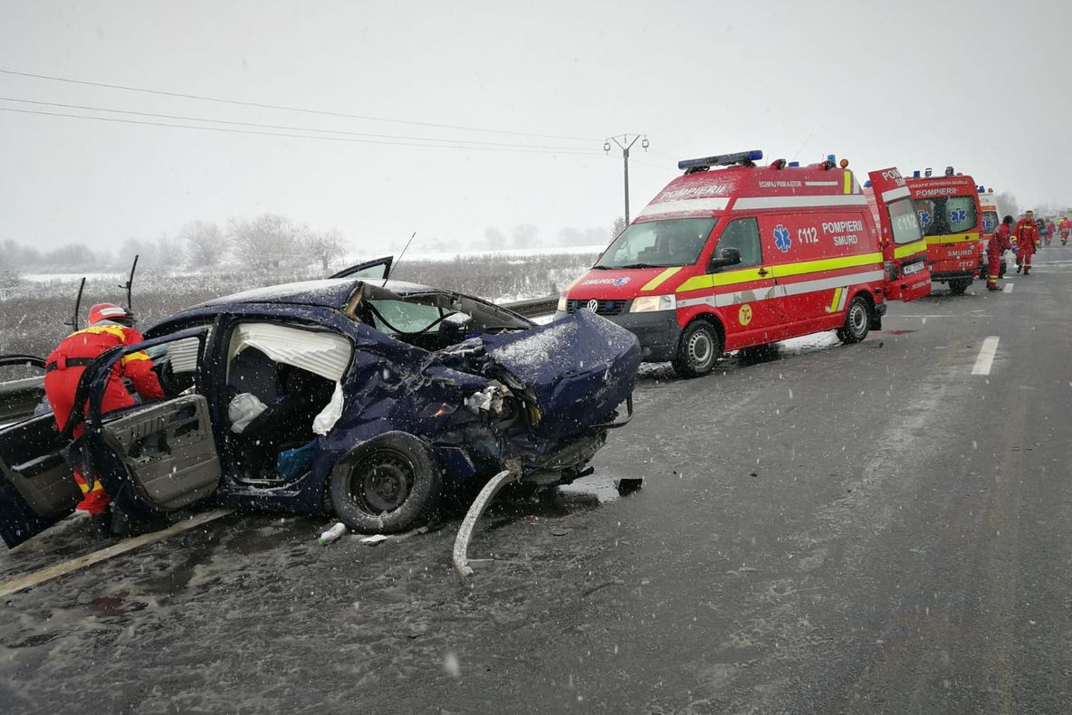 Ciocnire în lanţ pe autostrada Bucureşti-Ploieşti, 8 autoturisme implicate