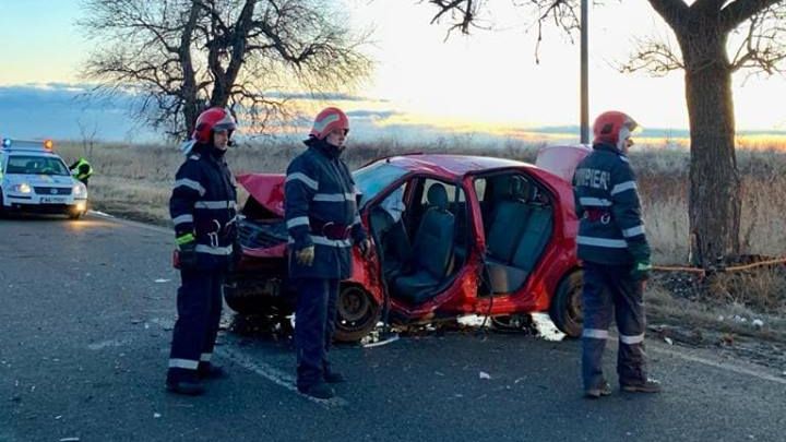 Accident cumplit în Teleorman: Doi tineri au murit