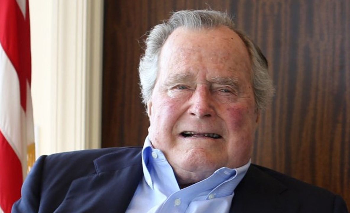 George H. W. Bush a murit. Rolul fantastic jucat de fostul preşedinte al SUA
