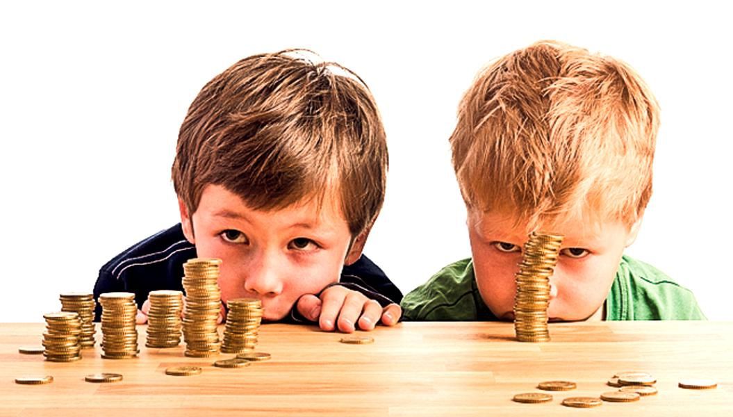 Când se plătesc ALOCAȚIILE și PENSIILE, în contextul minivacanţei de Rusalii. Anunțurile oficiale ale Ministerului Muncii și Poștei Române